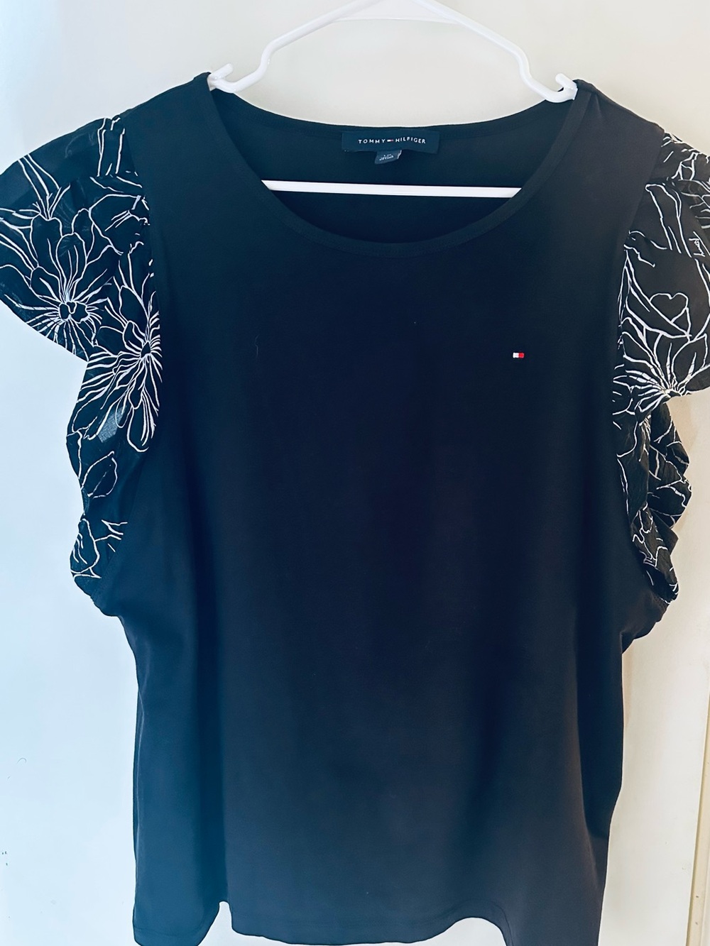 Tommy Hilfiger Black Tee with White Floral Puff Sleeves